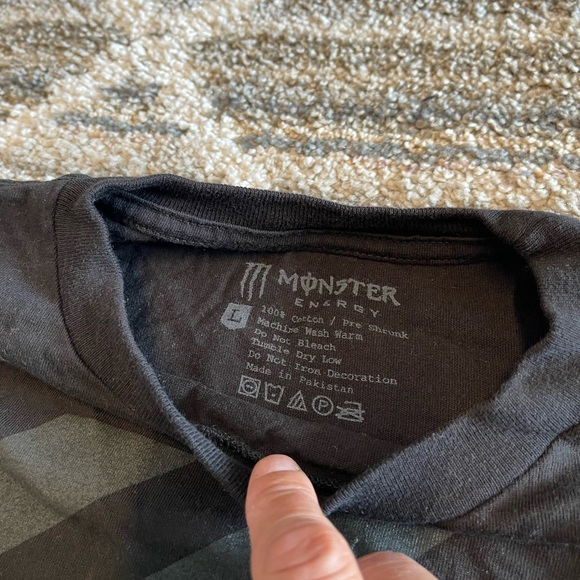 Monster Black T-Shirt - New - Picture 3 of 4